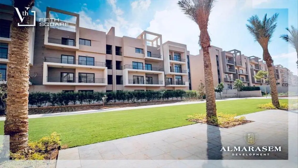 Luxury Apartment with Lake View and Premium Amenities