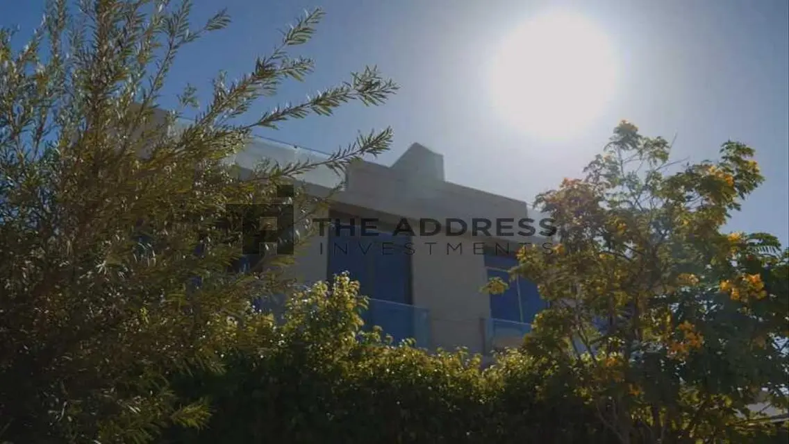 Luxury Villa with 360 sqm in Prime Location
