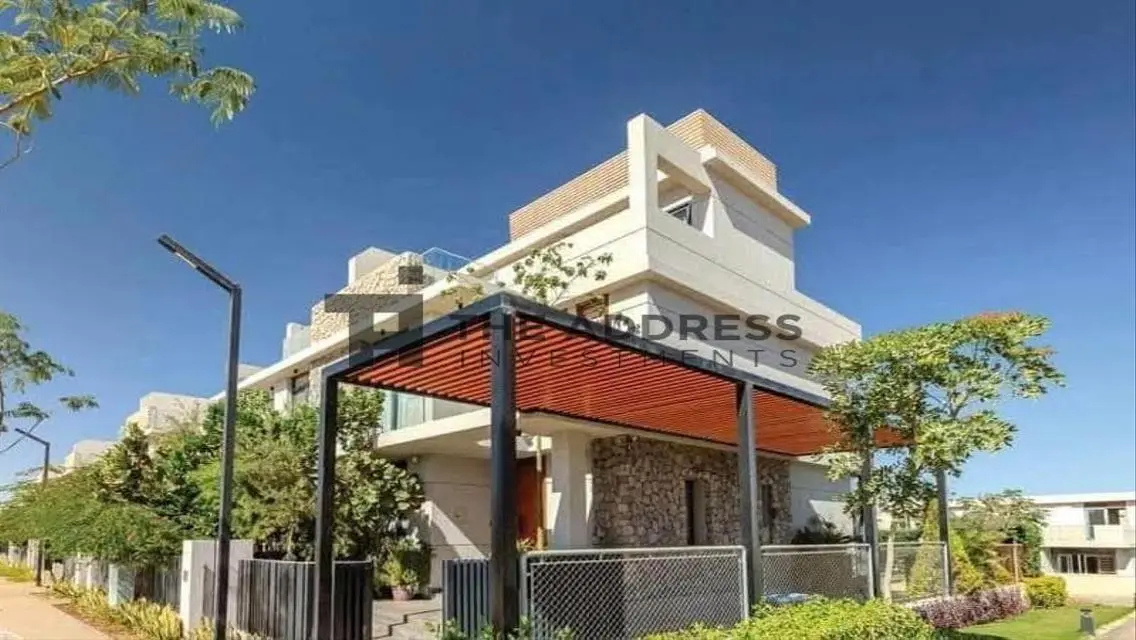 Luxury Villa with 360 sqm in Prime Location