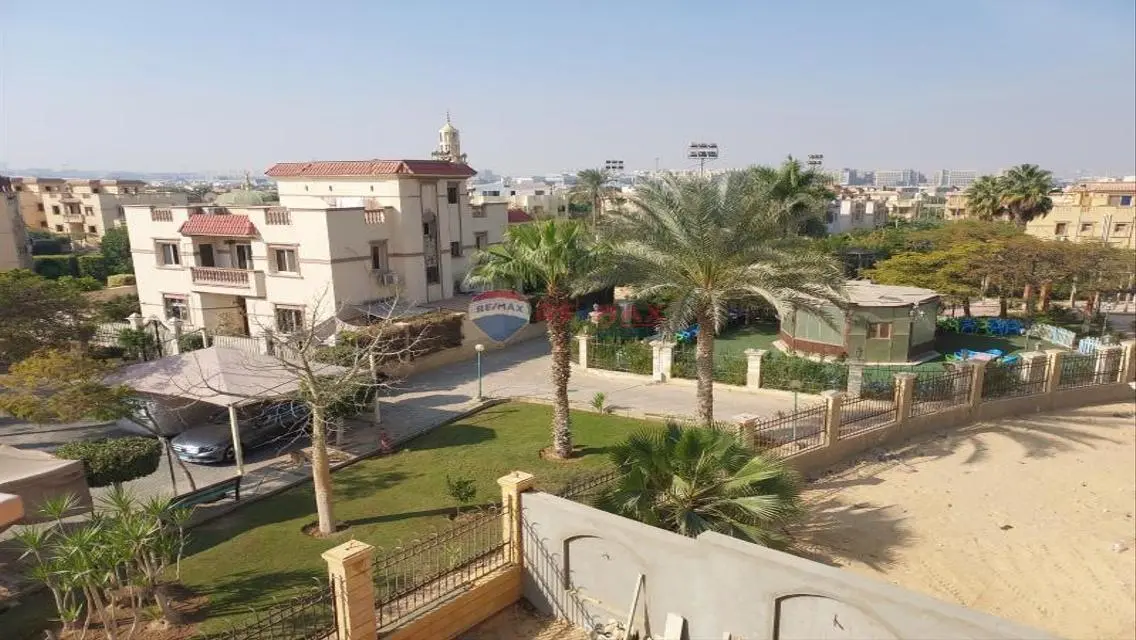 Luxury 4-Bedroom Apartment with 2009 Meter Space
