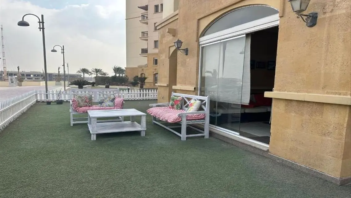 شقة للايجار بسعر مغري