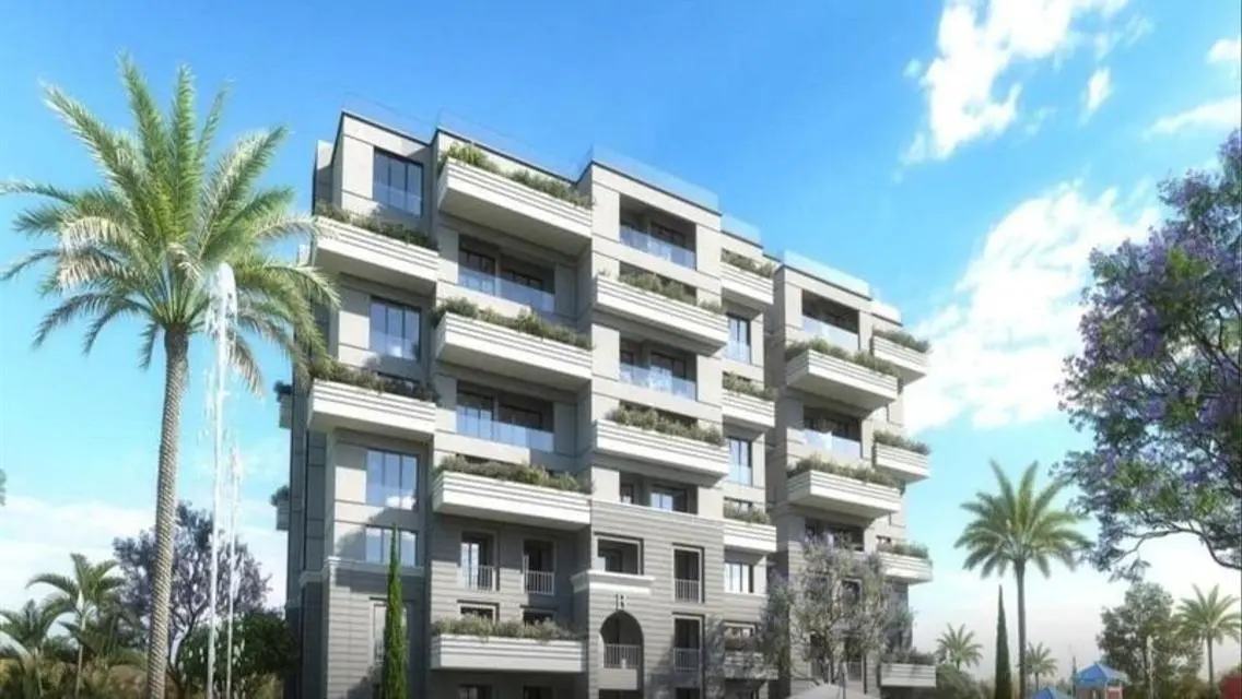 Luxury Apartment with Stunning Views, Private Garden & Shared Pool