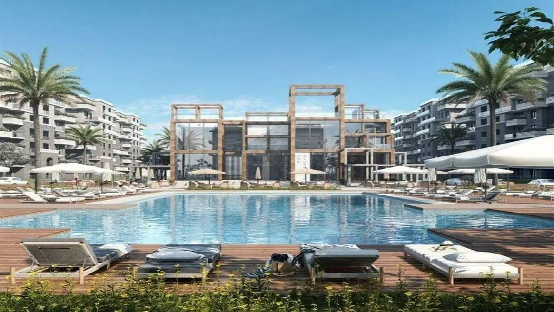 Luxury Apartment with Stunning Views, Private Garden & Shared Pool