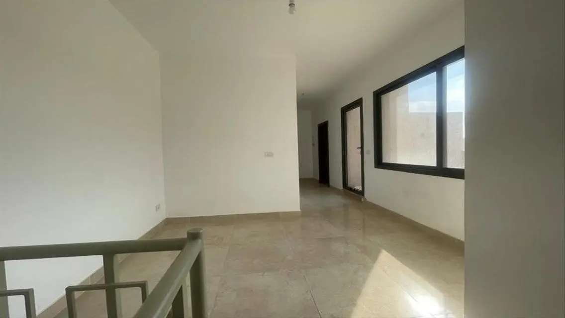 Luxurious Villa for Sale with Lake View