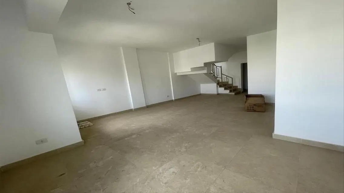 Luxurious Villa for Sale with Lake View