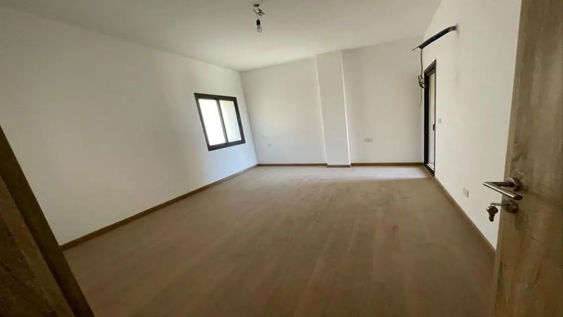 Luxurious Villa for Sale with Lake View