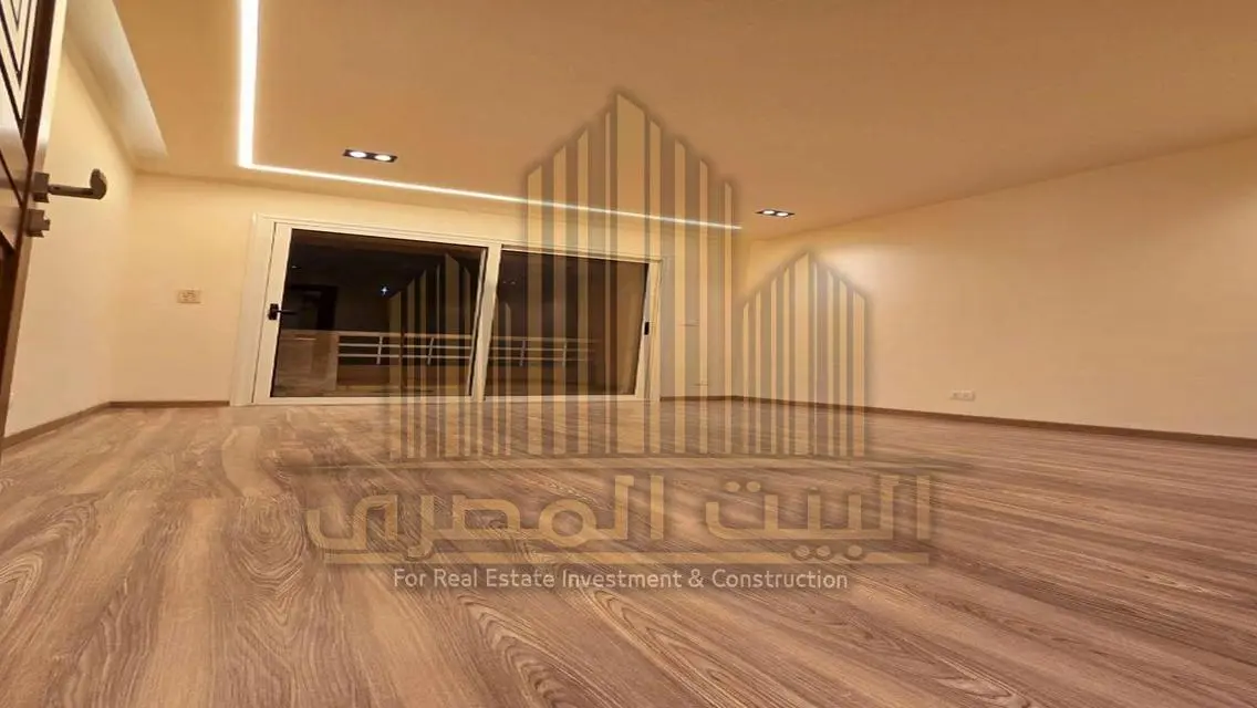 شقة فاخرة بمدخل رقم 124-B6