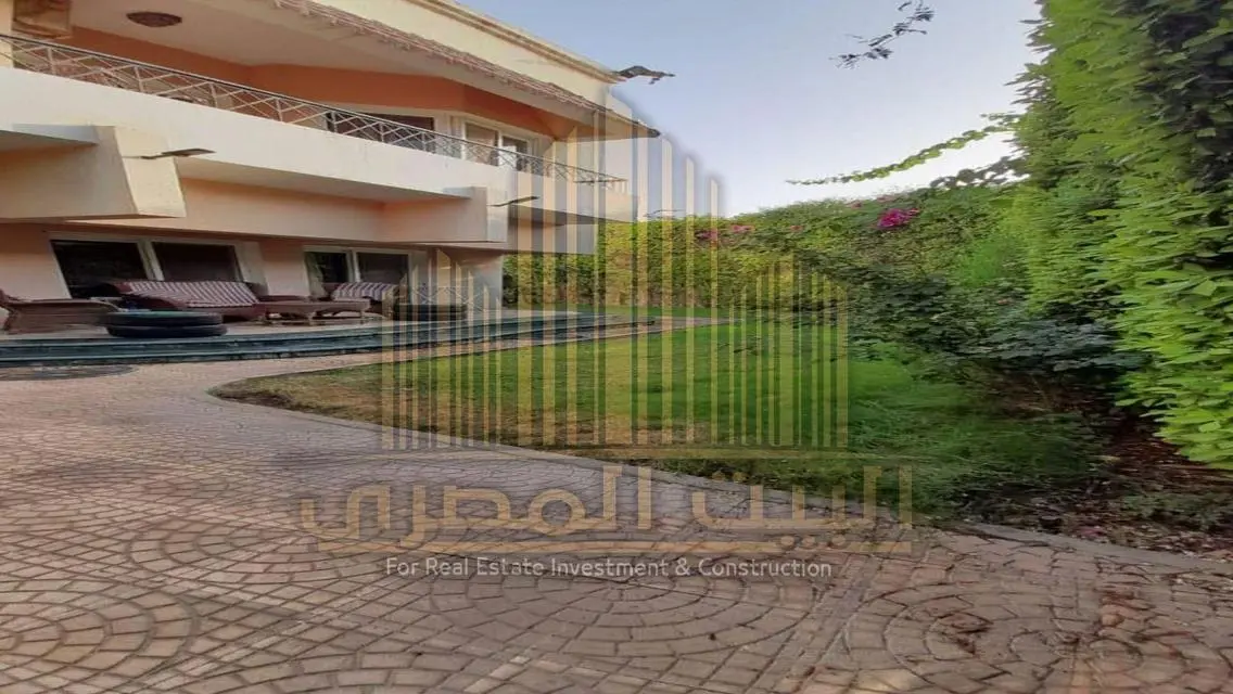 Luxury Villa for Sale, 440 sq meters with Private Garden