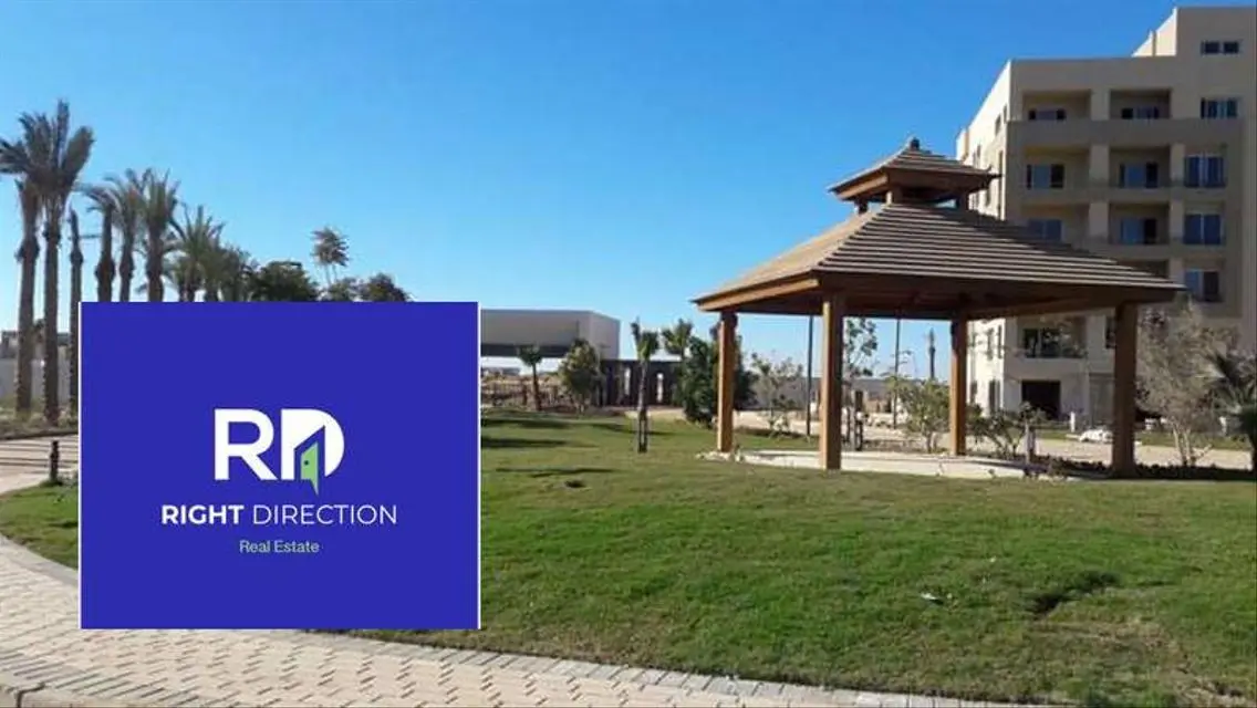 Luxury Villa for Sale by the Lake