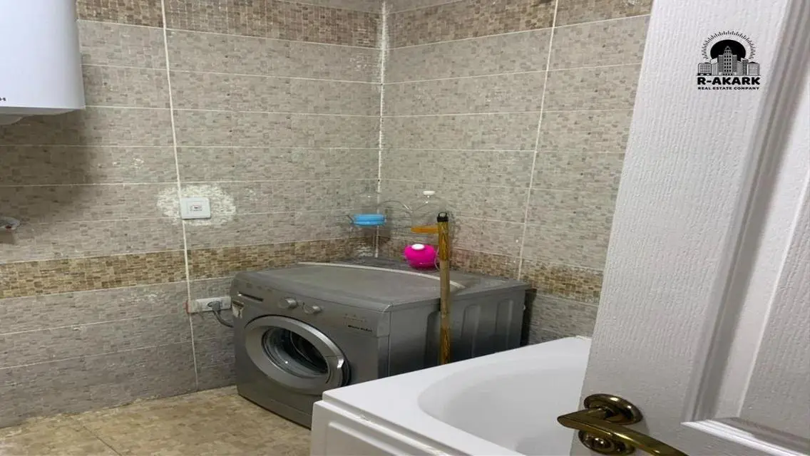 شقة فاخرة للإيجار مع إطلالة مميزة