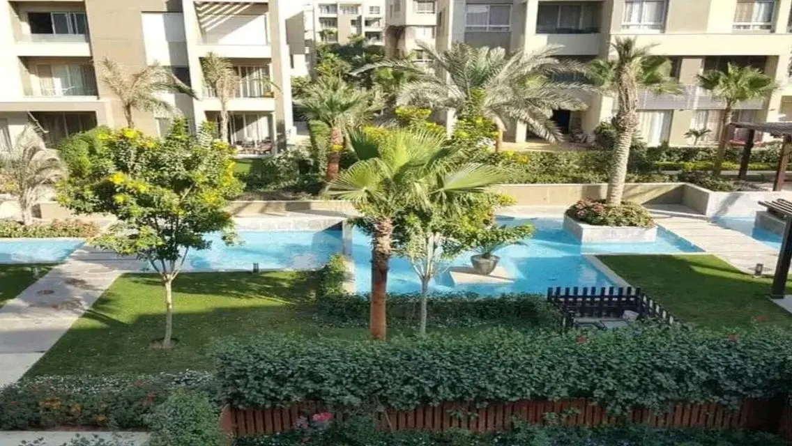 Luxury Apartment in Swan Lake