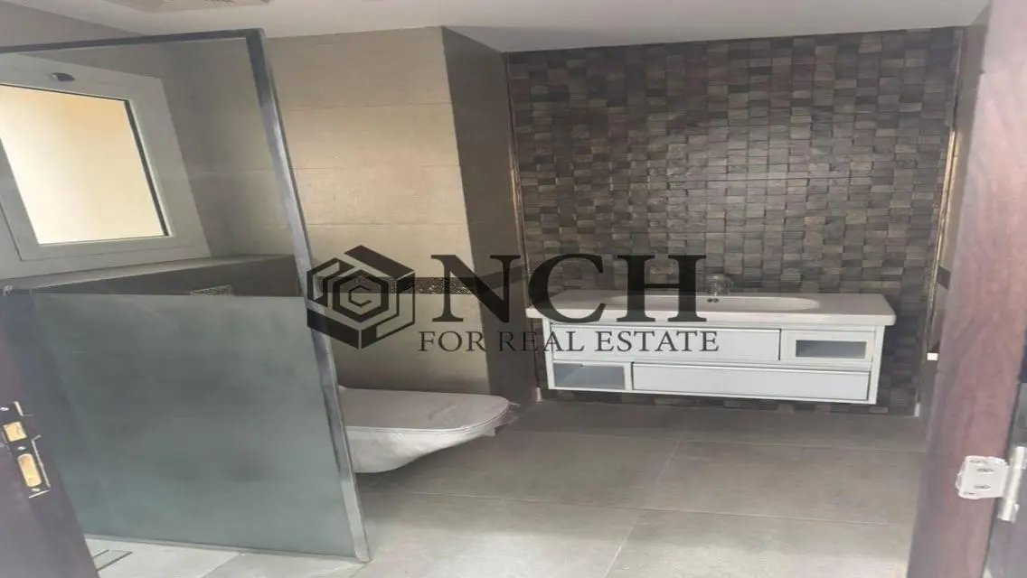 Luxury Apartment Available with Diverse Amenities
