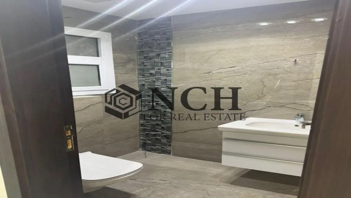 Luxury Apartment Available with Diverse Amenities