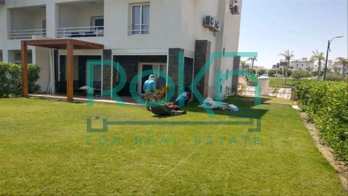 Luxurious Villa for Sale with Private Pool and Garden