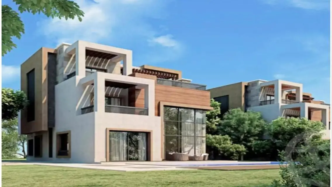 Luxury Villa with Spacious Layout in Prime Location