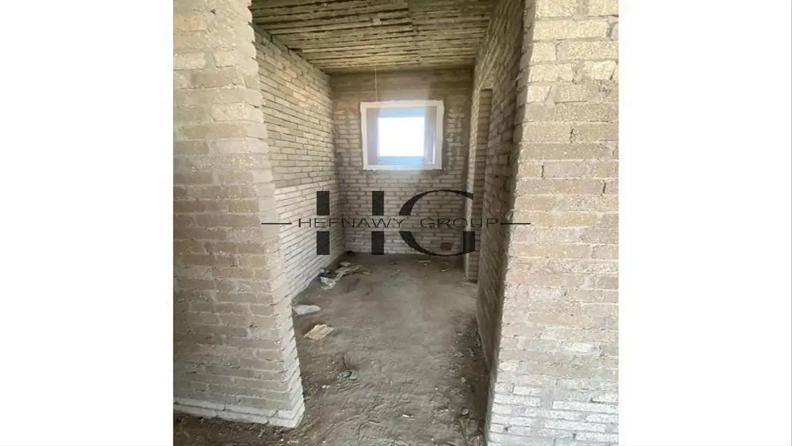 Luxury 3-Bedroom Apartment in 34-224