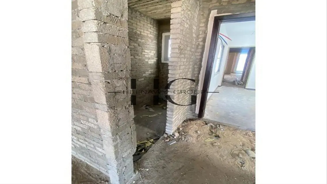 Luxury 3-Bedroom Apartment in 34-224