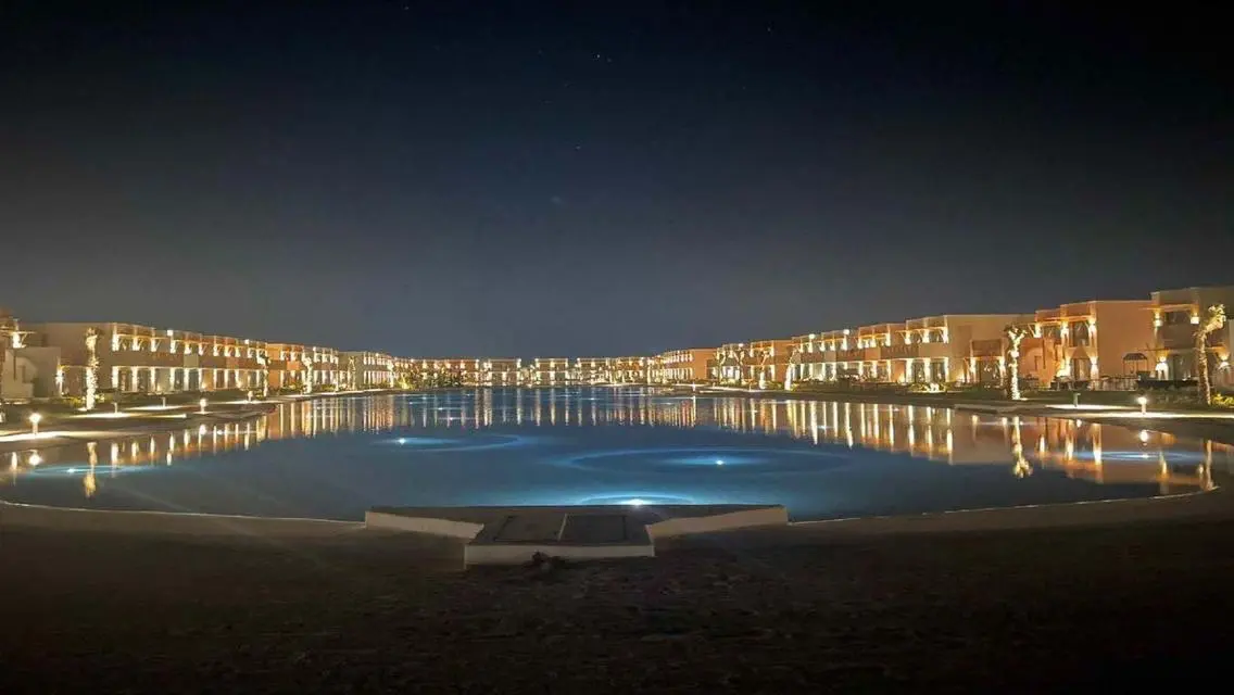 Stunning Villa in Playa with Excellent Amenities