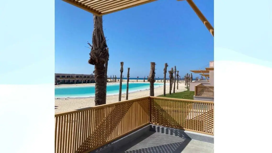 Stunning Villa in Playa with Excellent Amenities