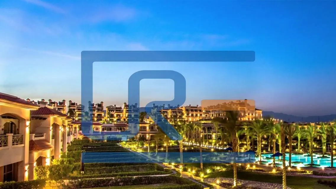 فيلا فاخرة للبيع - إطلالة رائعة وتسهيلات متميزة