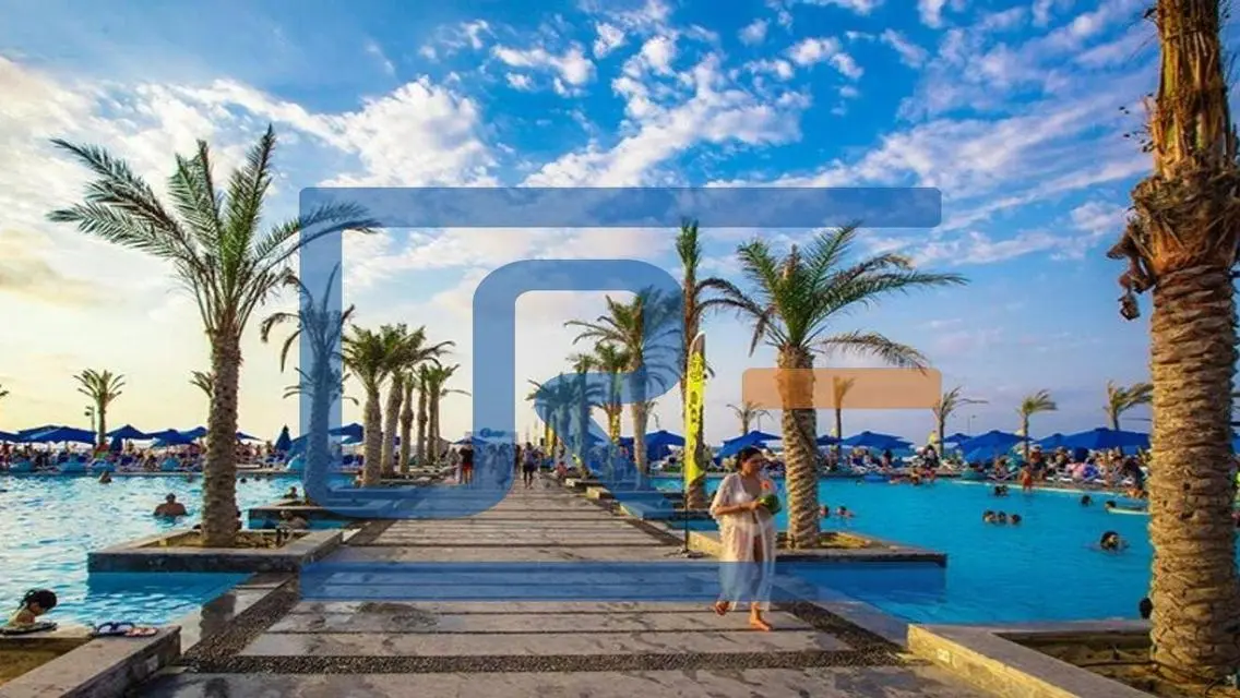 فيلا فاخرة للبيع - إطلالة رائعة وتسهيلات متميزة