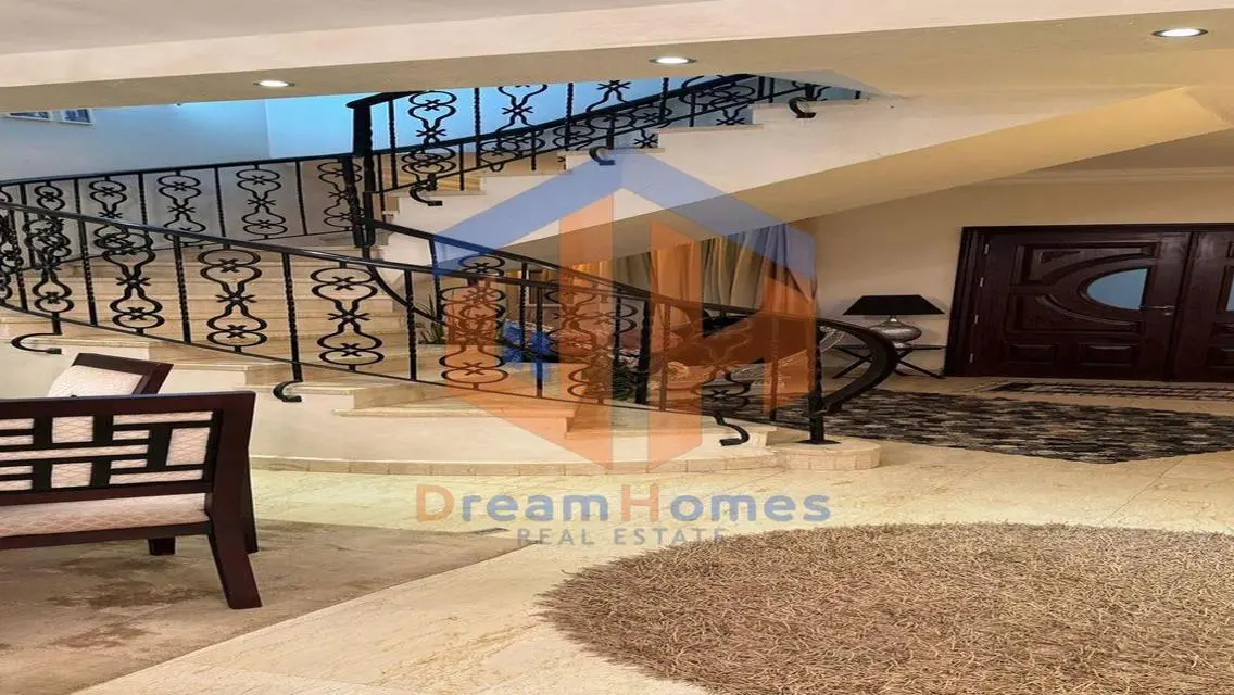 Luxury Villa for Sale with Private Garden and Pool
