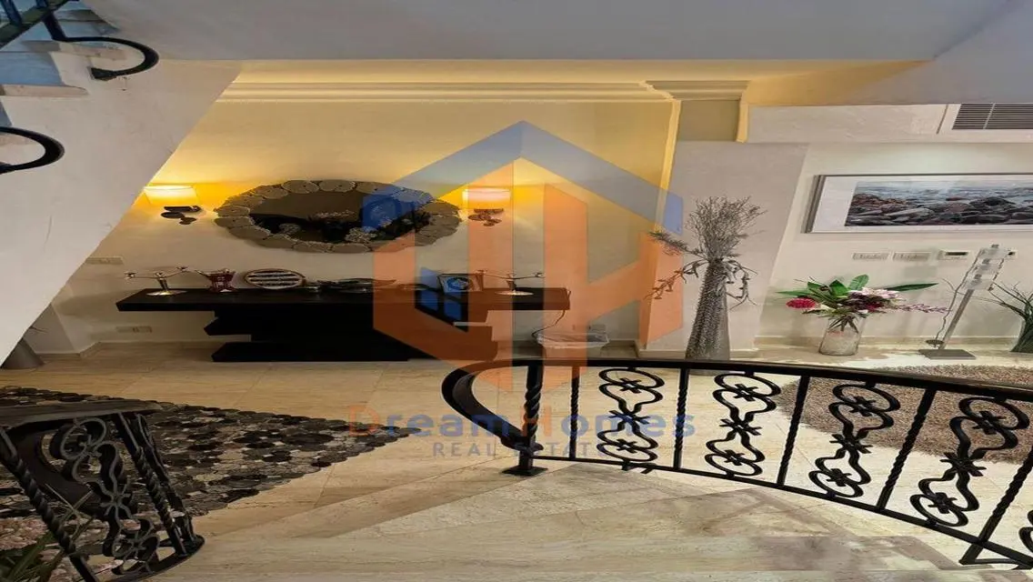 Luxury Villa for Sale with Private Garden and Pool