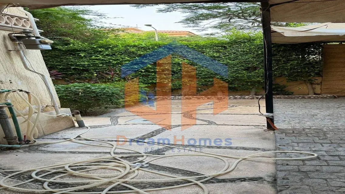 Luxury Villa for Sale with Private Garden and Pool