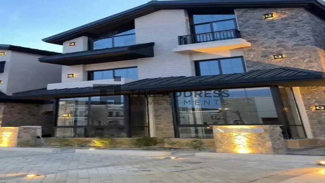Luxury Villa for Sale in Prime Location