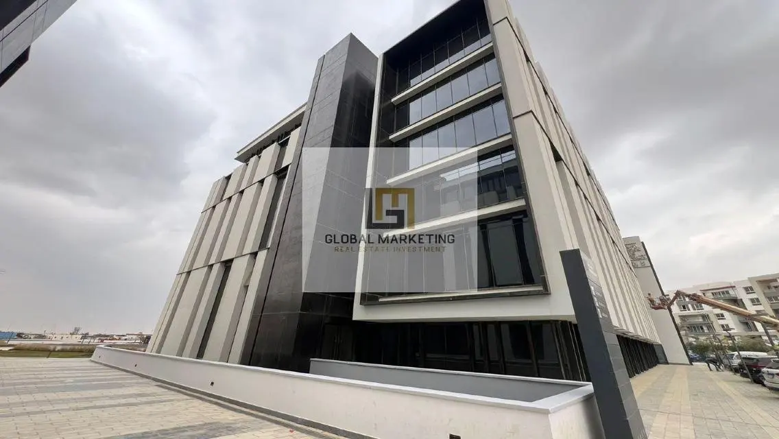 Premium Office Space of 155 sqm - Available for Rent!