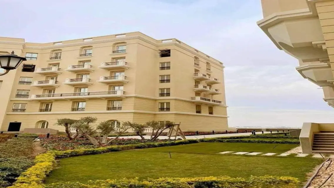 Luxury Apartment with Private Garden in Prime Location