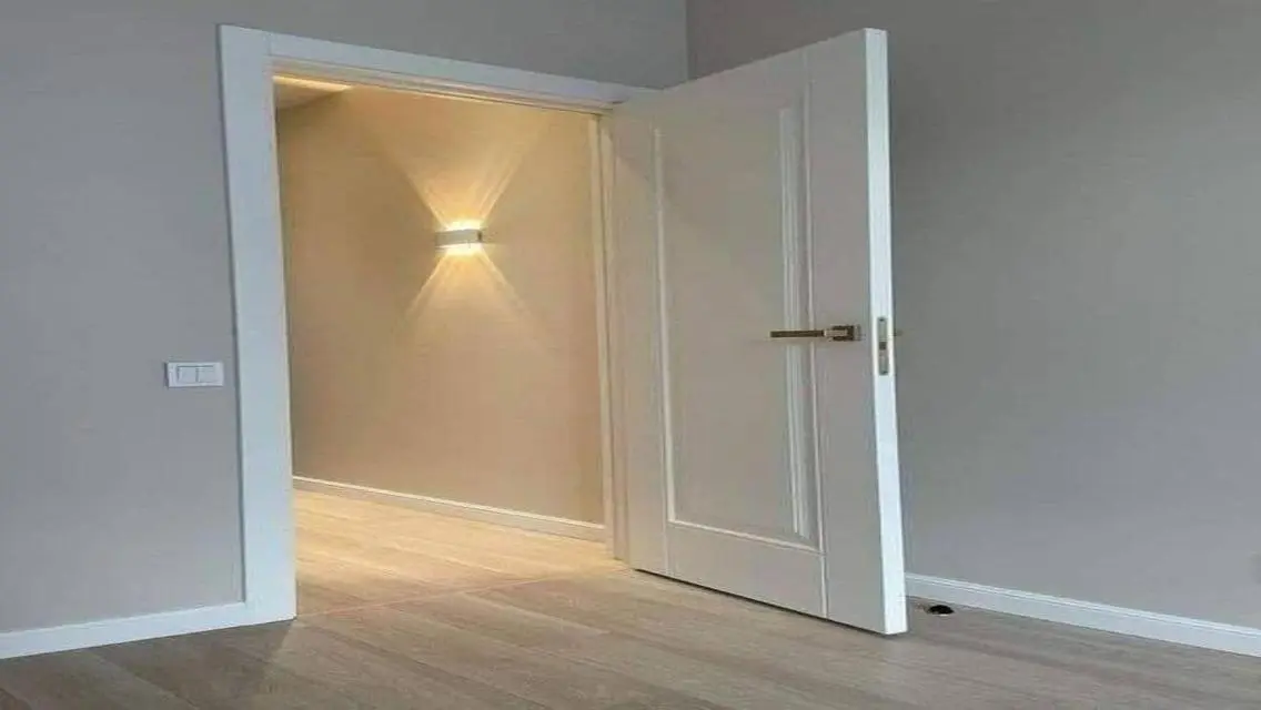 Luxury Apartment with Private Garden in Prime Location