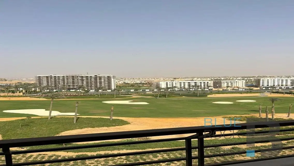Luxurious Apartment in Up Town Cairo