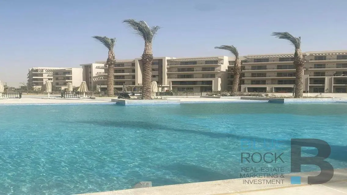 Luxurious Apartment in Up Town Cairo