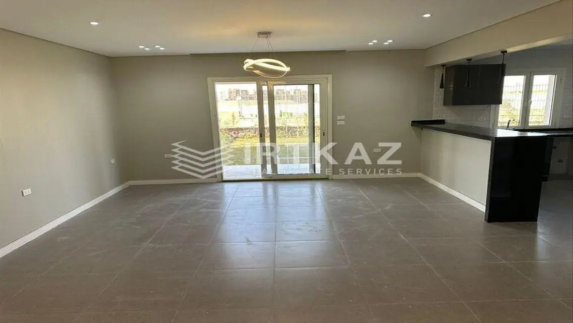 Luxury Apartment in Mountain View Hyde Park