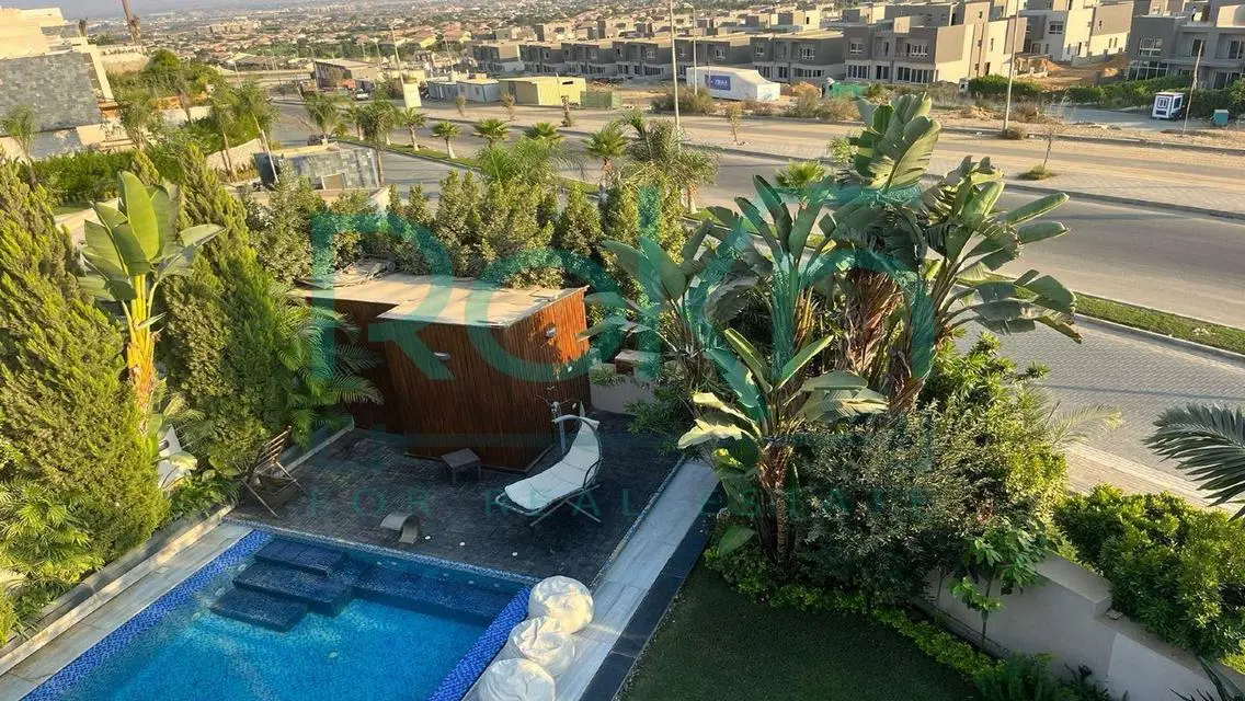 Luxury Villa for Sale with Private Pool and Garden