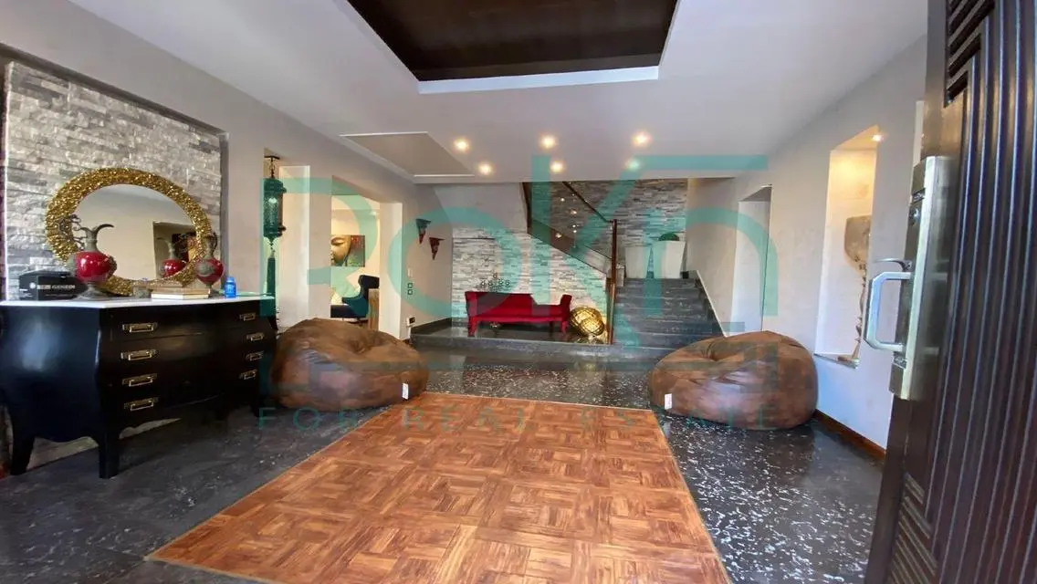 Luxury Villa for Sale with Private Pool and Garden