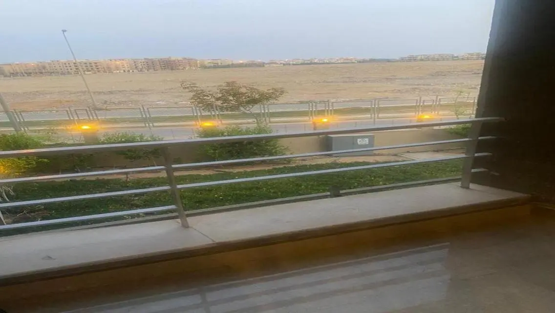 فيلا متميزة للبيع مع إطلالة رائعة