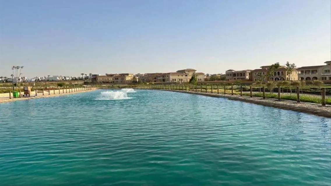 Luxurious Villa with Spacious Layout and Amenities