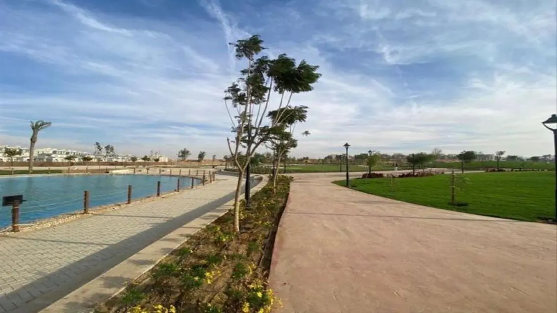 Luxurious Villa with Spacious Layout and Amenities