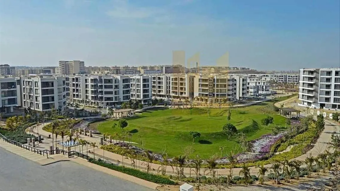 شقة فاخرة في تاج سيتي للبيع