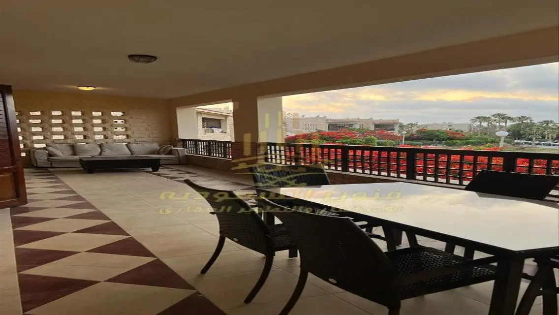 Luxury Apartment with Private Garden in Prime Location