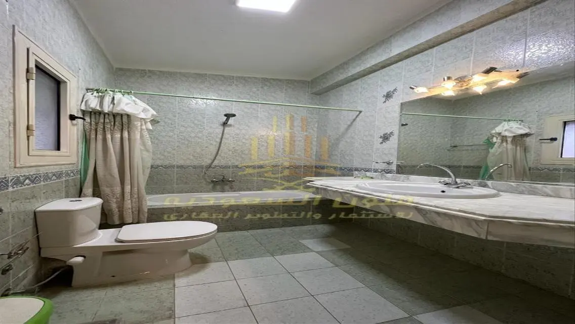 Luxury Apartment with Private Garden in Prime Location