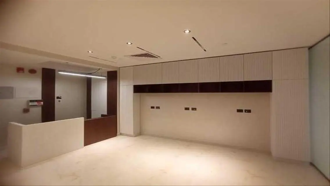 شقة فاخرة في هايد بارك 65