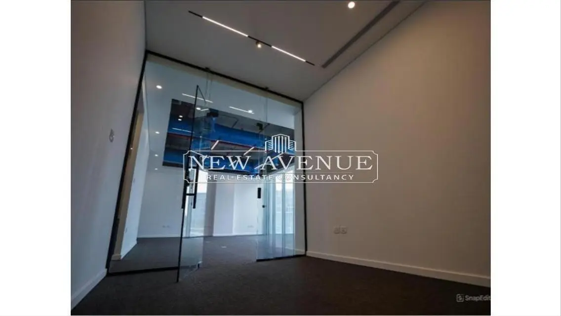 Fantastic Commercial Property with Ample Space - Great Investment Opportunity!