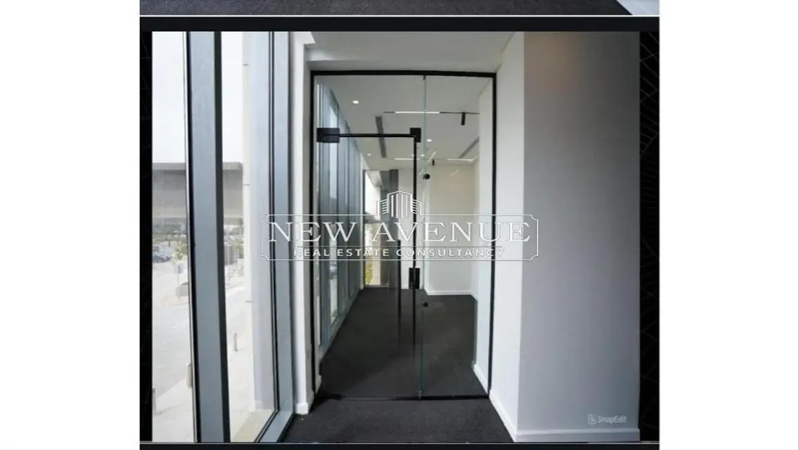 Fantastic Commercial Property with Ample Space - Great Investment Opportunity!