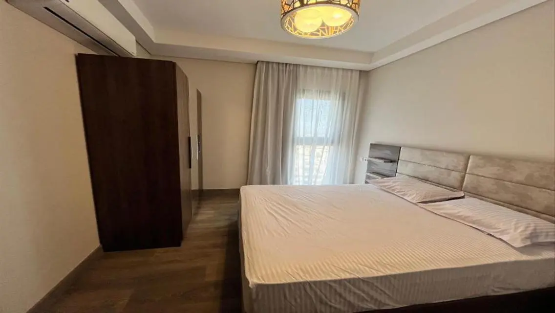 Executive Apartment for Sale in Zed Ora - Stunning Lakeside View