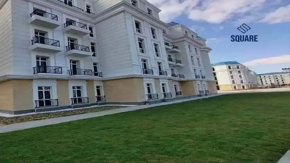 Luxurious Villa with Spacious Design and Stunning View