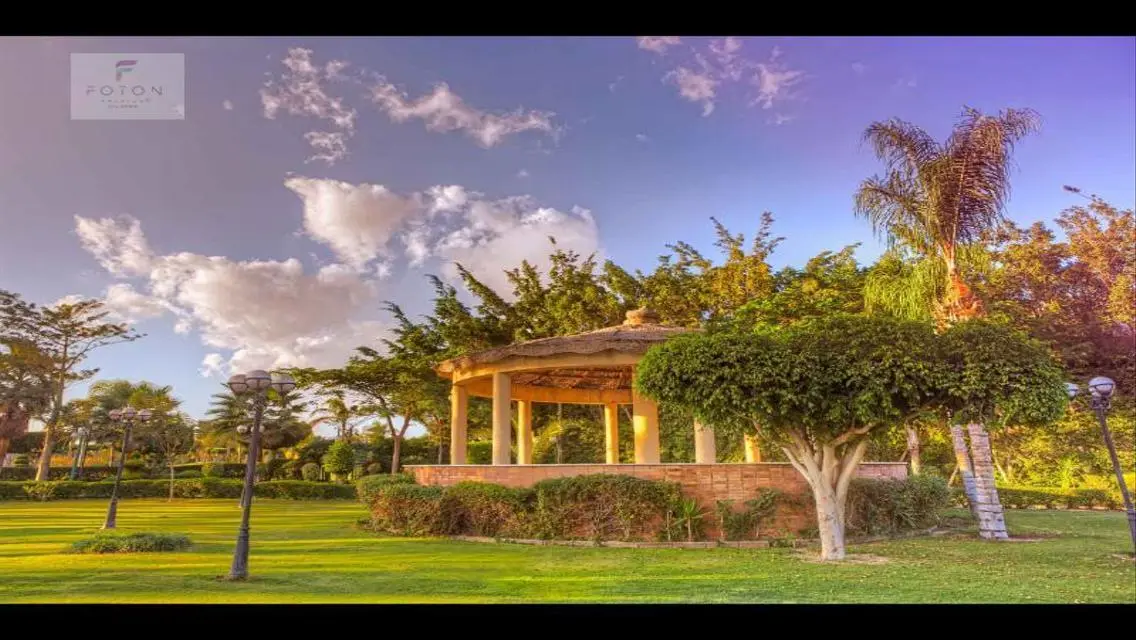 Luxury Property with Private Garden and Pool