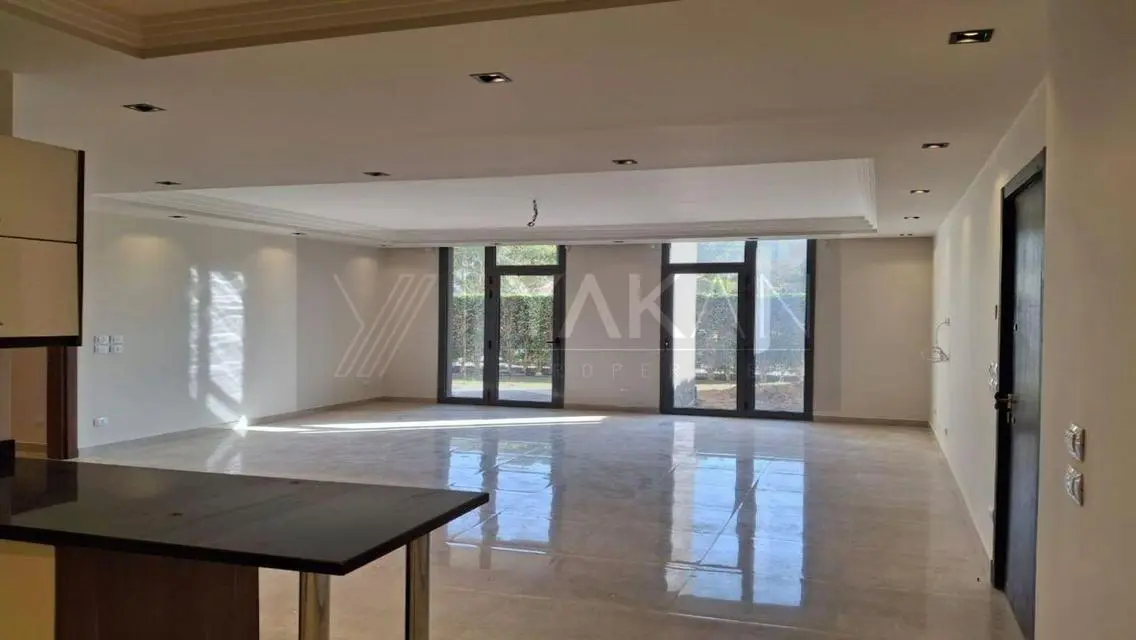 Luxury Villa for Sale with Stunning Lake View